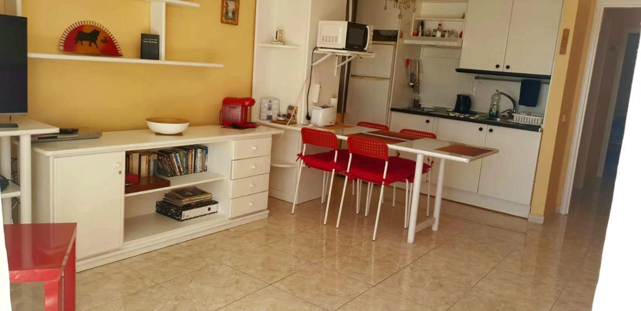 Sunny Self-Catering Apartment Costa Teguise, Lanzarote, Spain Dış mekan fotoğraf