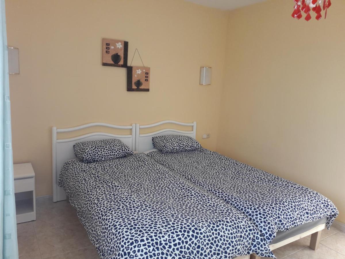 Sunny Self-Catering Apartment Costa Teguise, Lanzarote, Spain Dış mekan fotoğraf