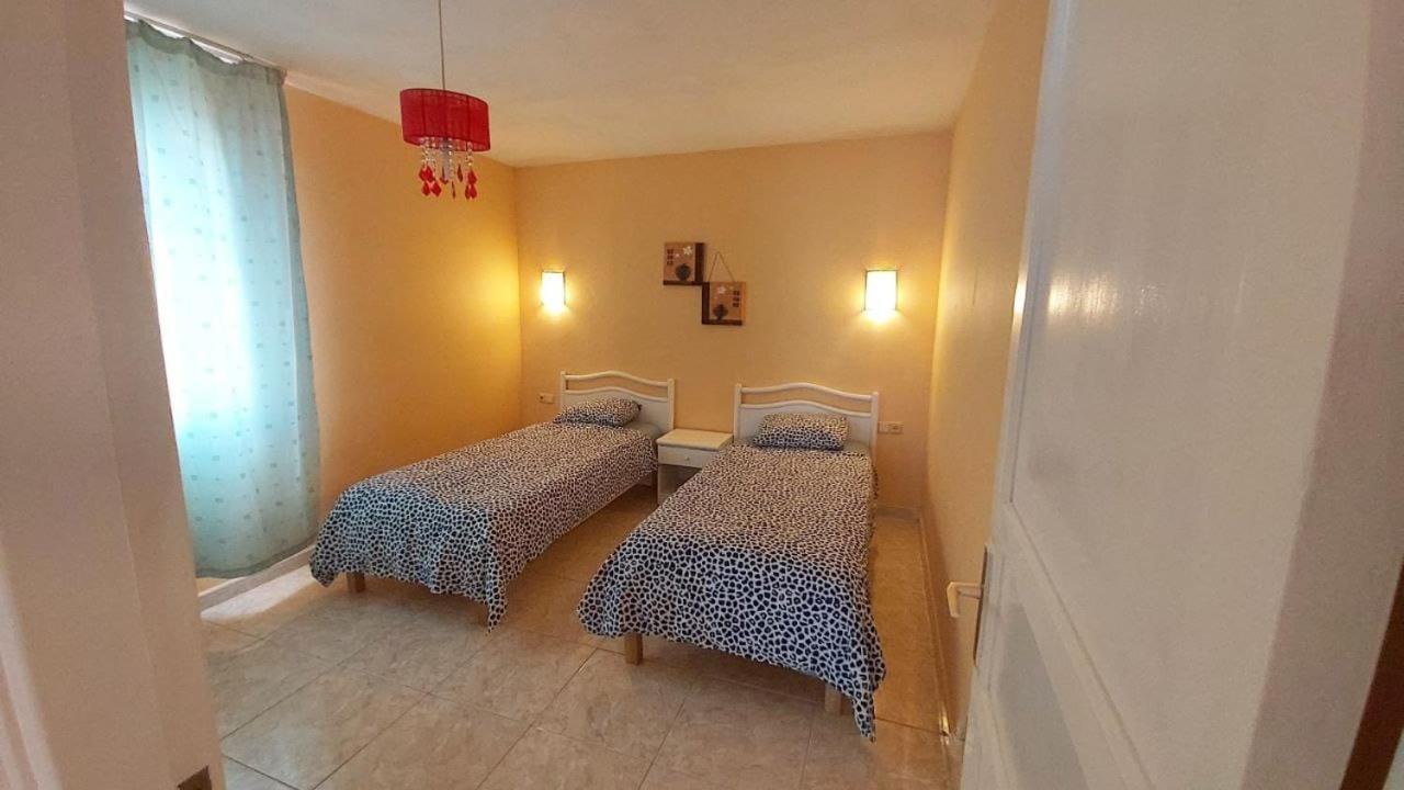Sunny Self-Catering Apartment Costa Teguise, Lanzarote, Spain Dış mekan fotoğraf